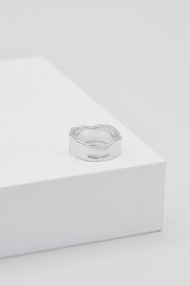 Linda Tahija Organica Wide Ring - Silver